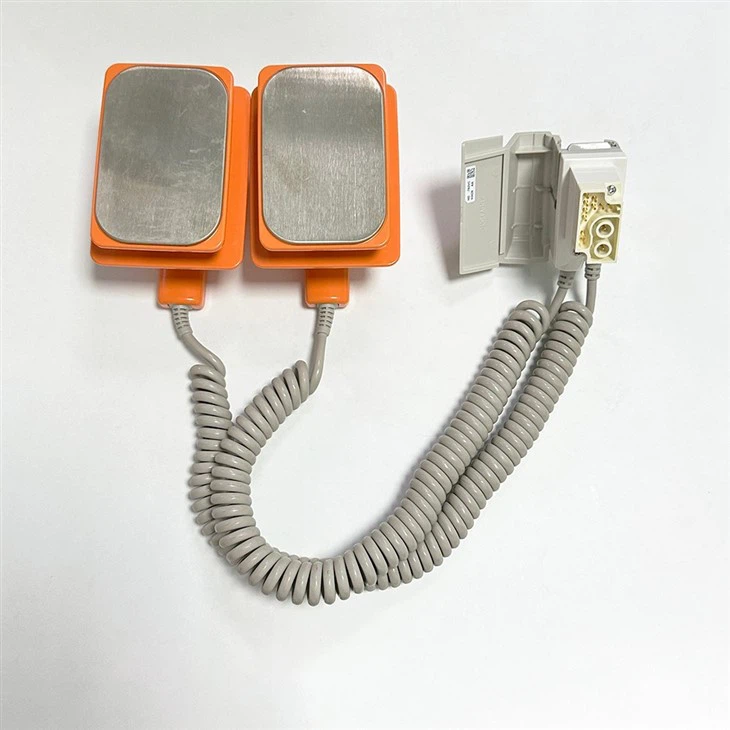 Nihon Kohden ND-782VC Defibrillator Paddle