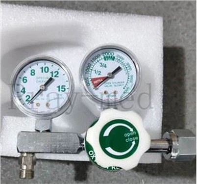 Western Style Regulador de oxígeno de doble calibre para Perú